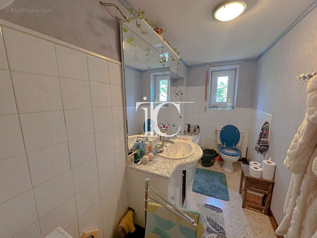 Appartement à GAGNIERES