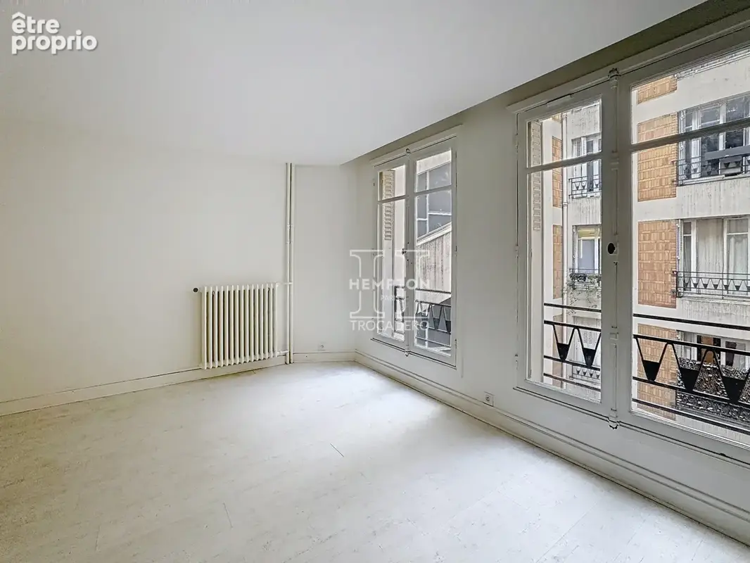 Paris xvi    triangle d’or  studio à rénover  24,90 m2  4e étage avec ascenseur - photo 3