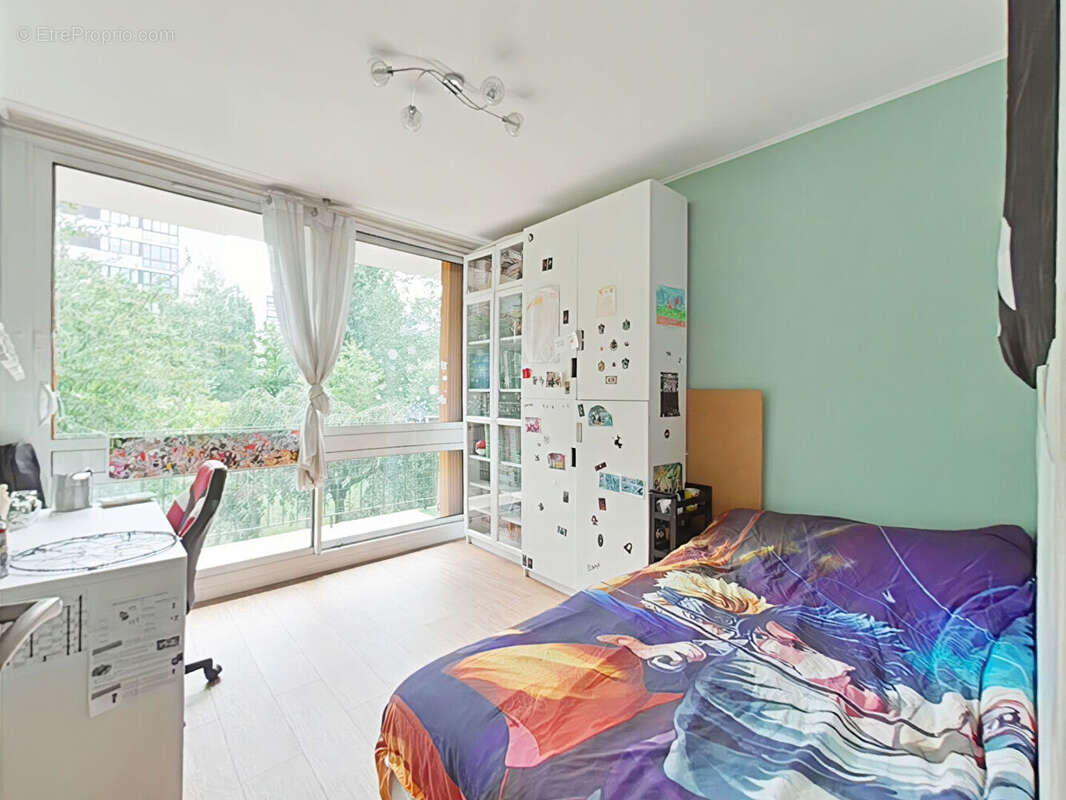 Appartement à FONTENAY-LE-FLEURY