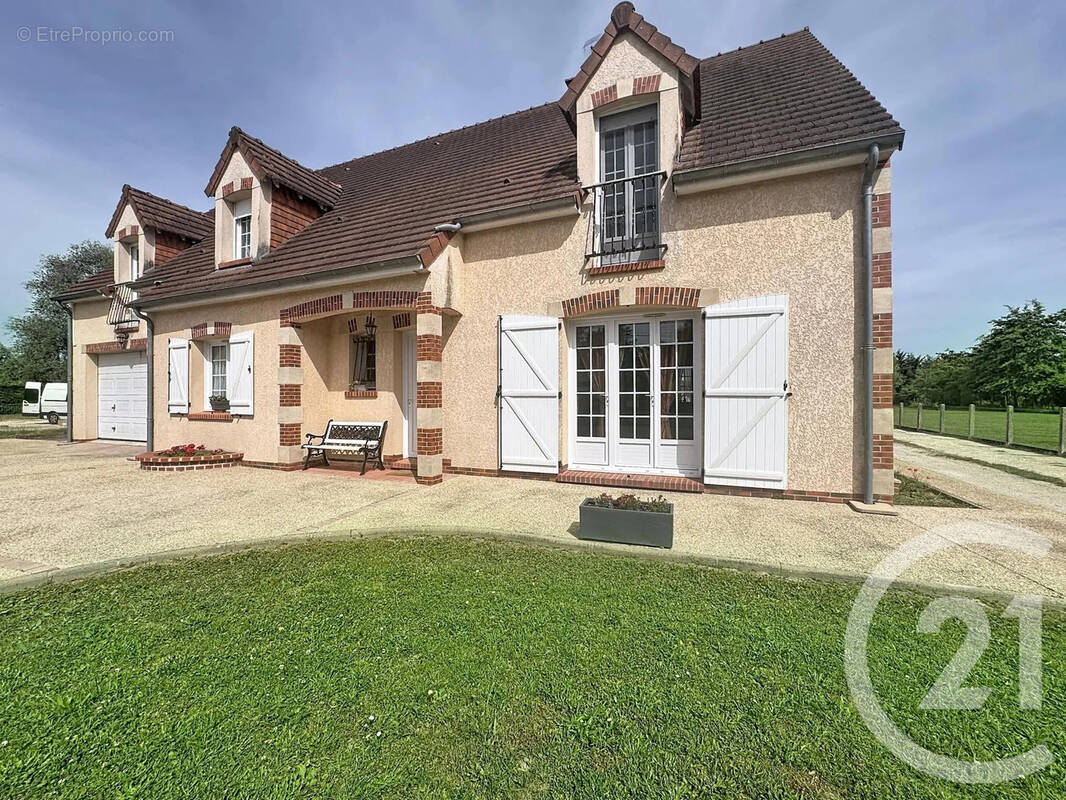 Maison à LA FERTE-SAINT-AUBIN