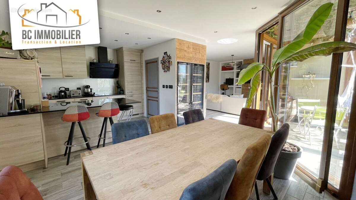 Appartement à PREVESSIN-MOENS
