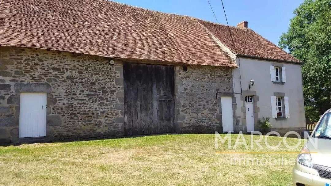 Maison à MAISON-FEYNE