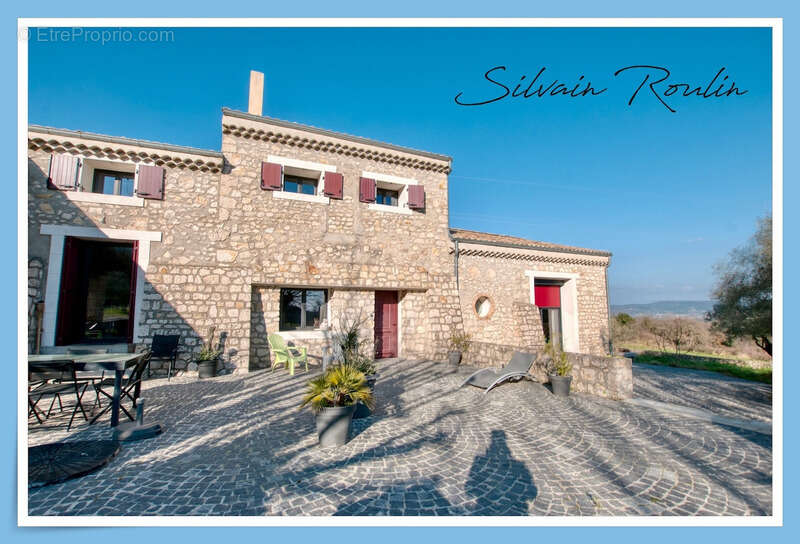 Maison à MALATAVERNE