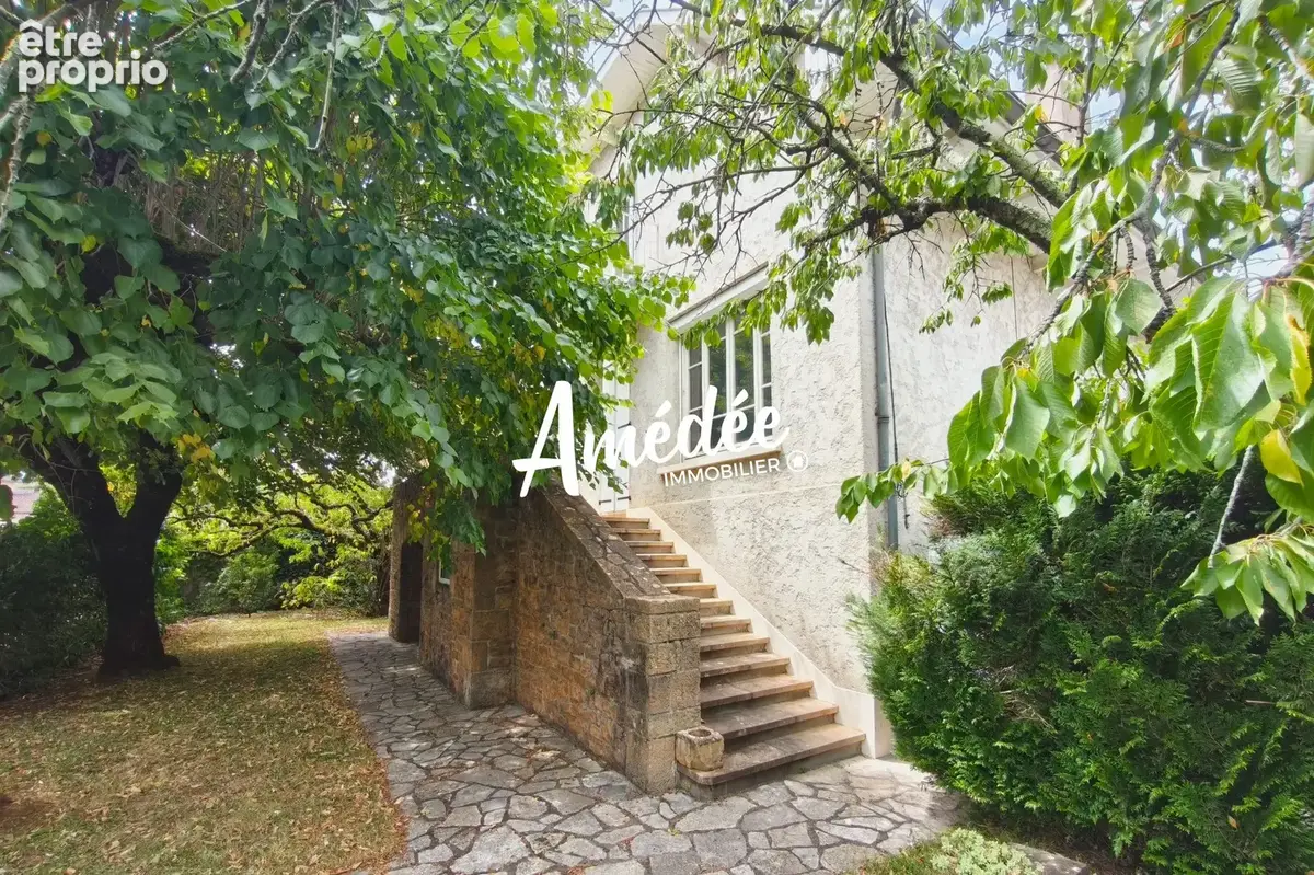 Maison 11 pièces 304 m² à vendre à Saint-Cere (46400) - photo 4
