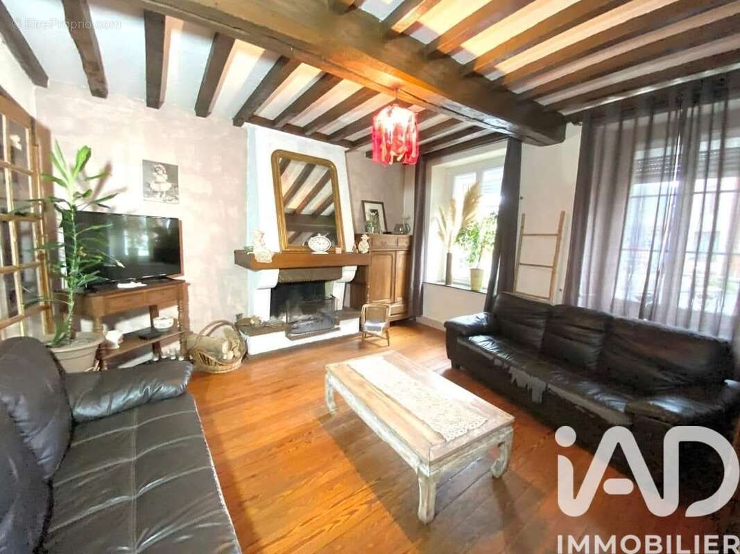 Maison 221 m² à Hirson  - photo 3