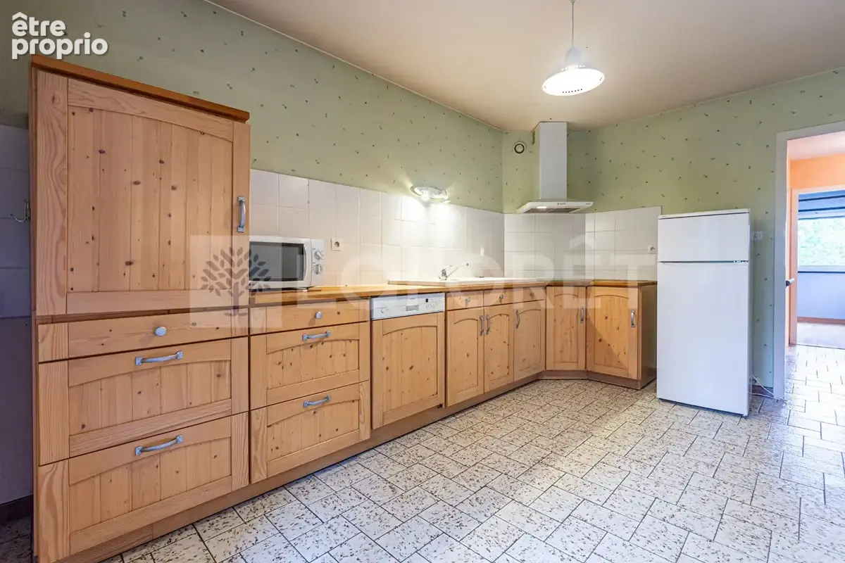 Agence immobiliere laforet - annecy - seynod - "gazebo" - appartement t4 de 81,93m² - balcon expose sud - cave - traversant - photo 5