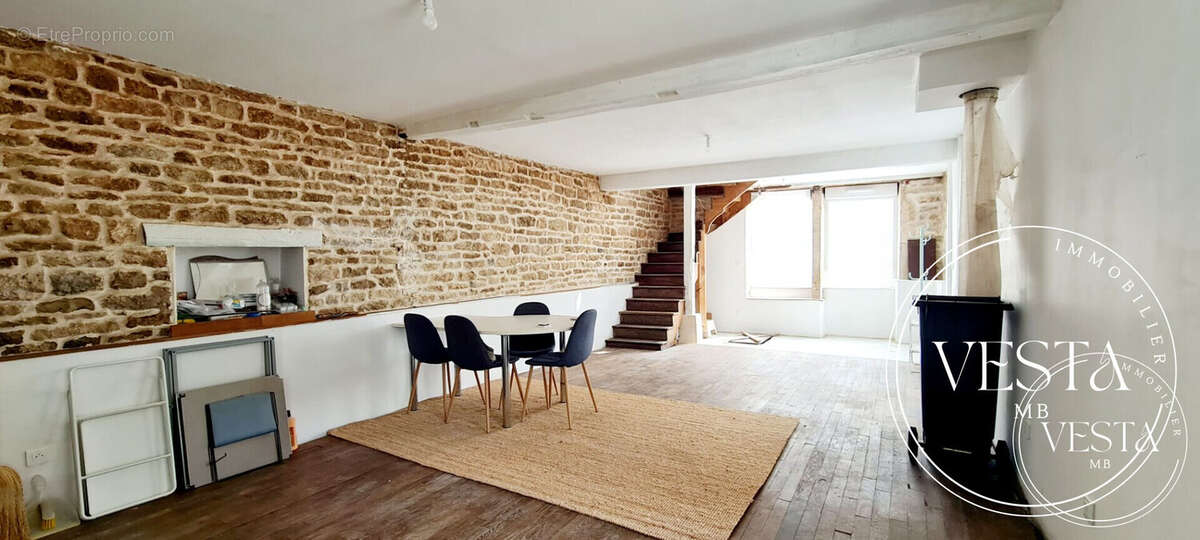 Maison à BLAISY-BAS