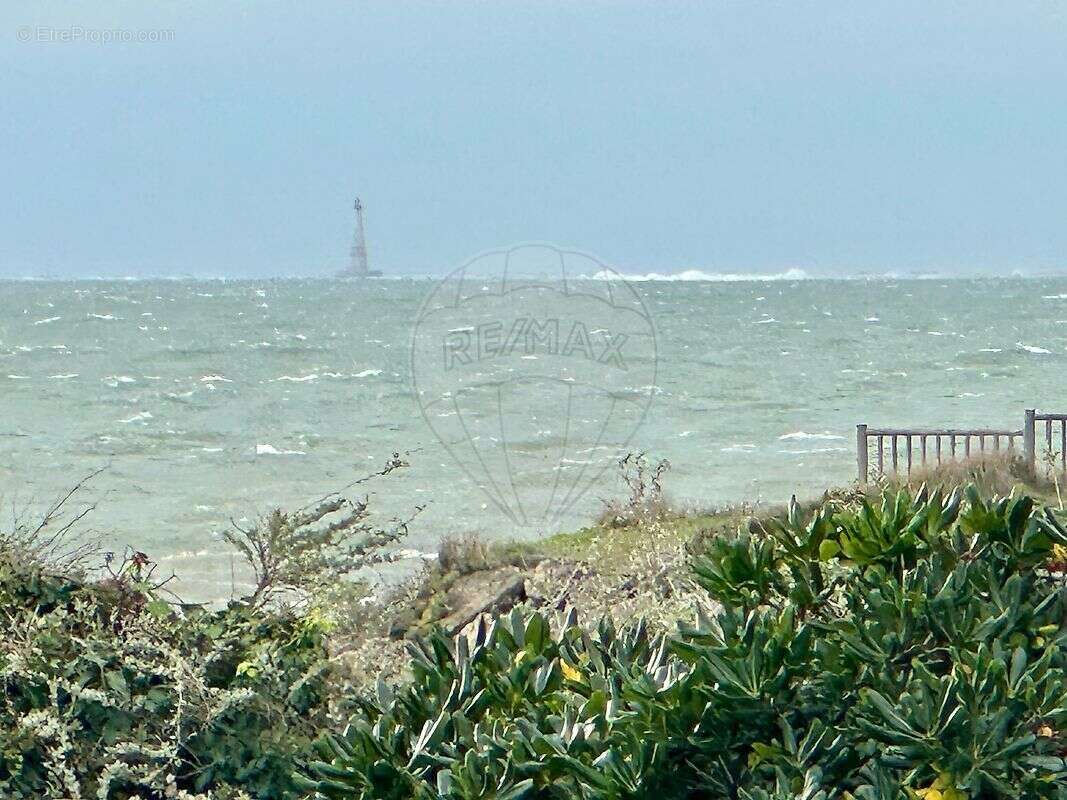 Maison à VAUX-SUR-MER