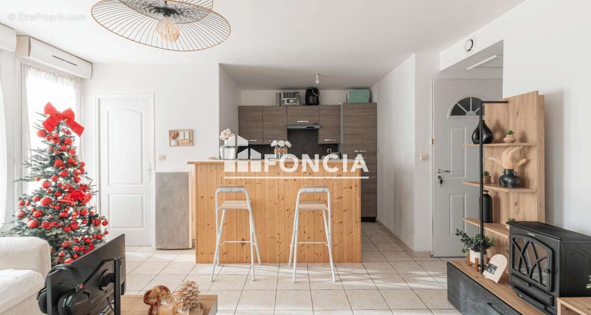 Appartement à PORT-DE-BOUC