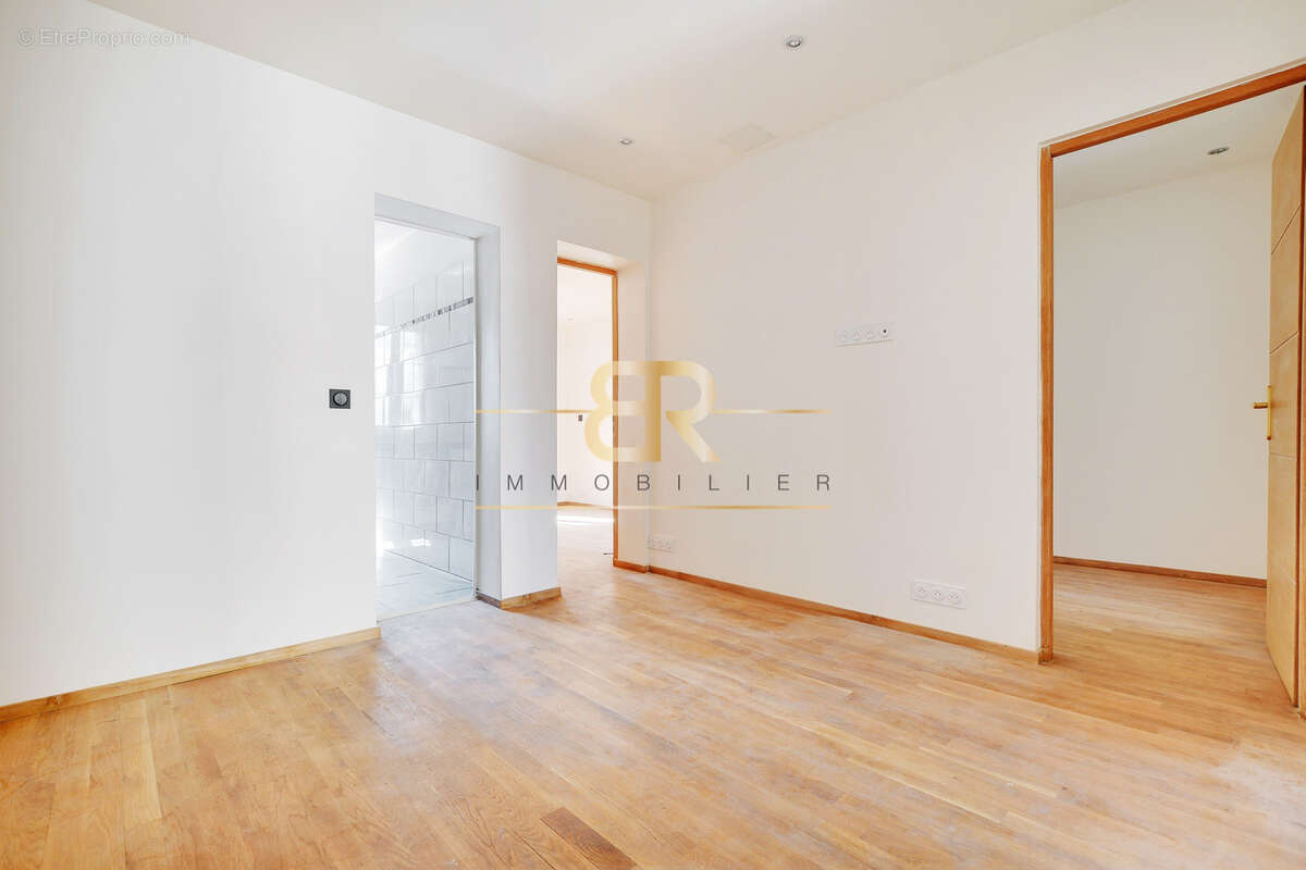 Appartement à CLICHY