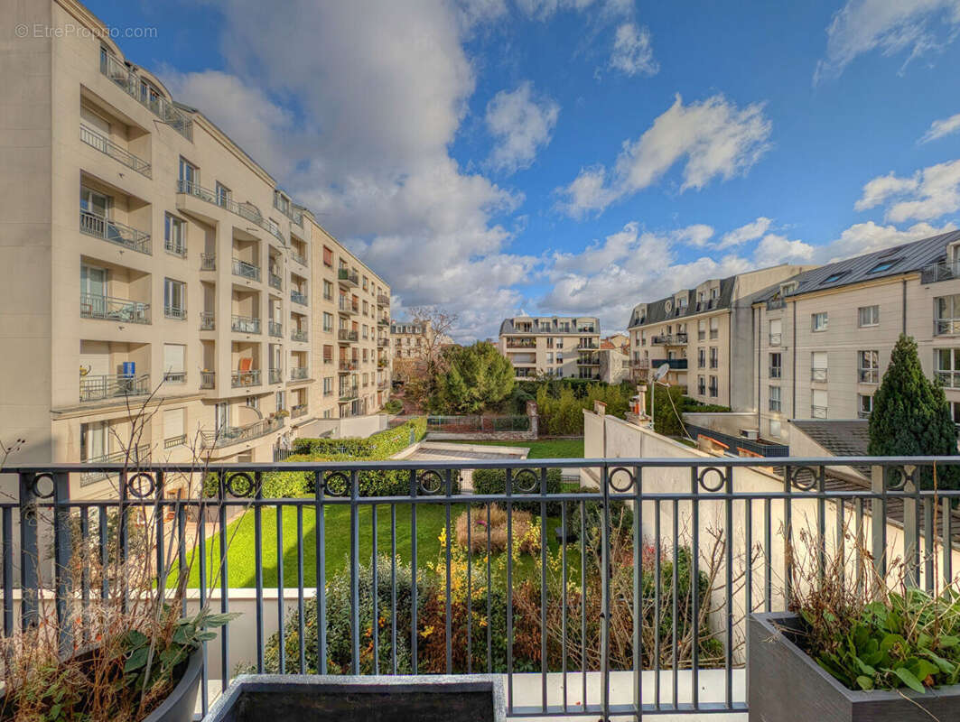 Appartement La Garenne Colombes 3 pièces 69,41m2 - photo 2