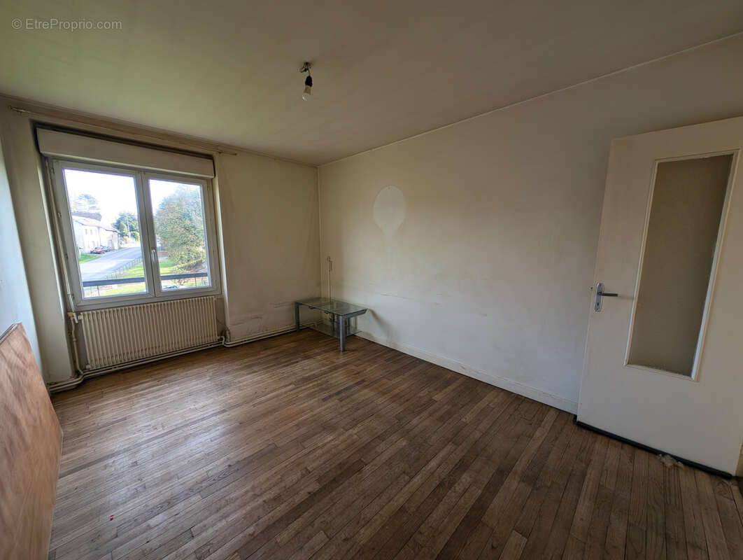 Appartement à LUBERSAC