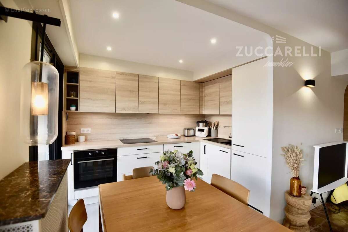 Appartement à LE CANNET