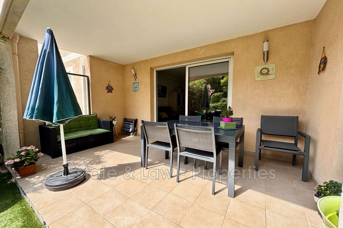 Appartement à LES ISSAMBRES