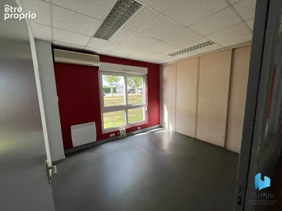750 m2 de bâtiment à vendre secteur Université - photo 20