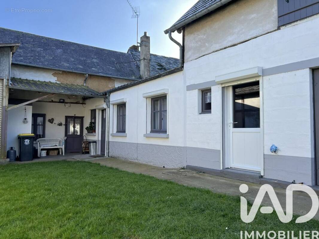 Photo 1 - Maison à NEUVILLE-COPPEGUEULE