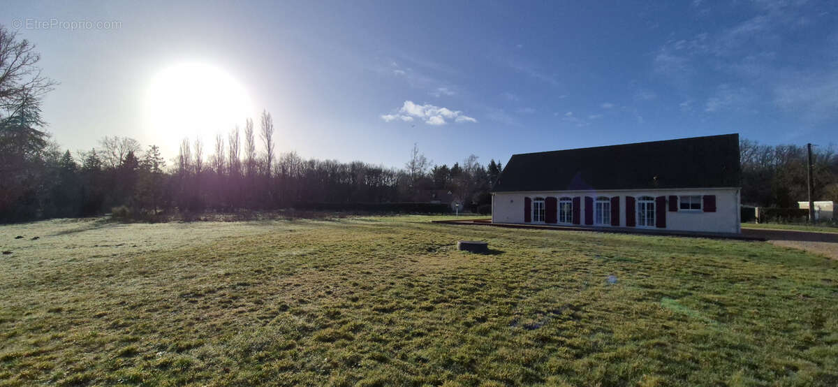 Maison à LA FERTE-SAINT-CYR