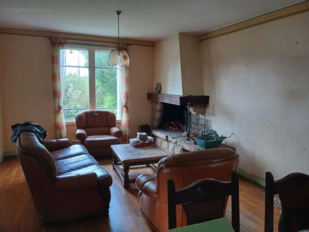 Maison à SAINT-AGATHON