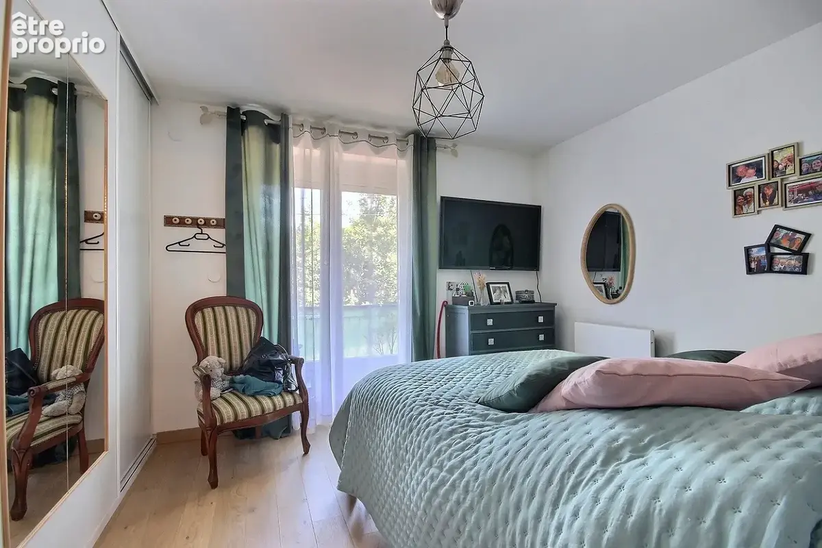 Maison rénovée avec appartement indépendant - belles prestations - photo 6