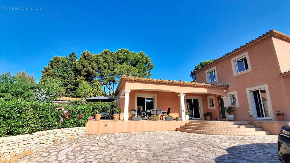 Maison à ARAMON