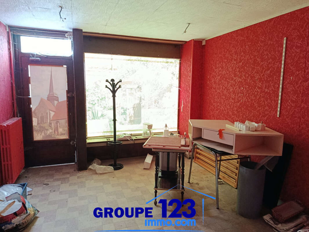 Maison à LA FERTE-LOUPIERE