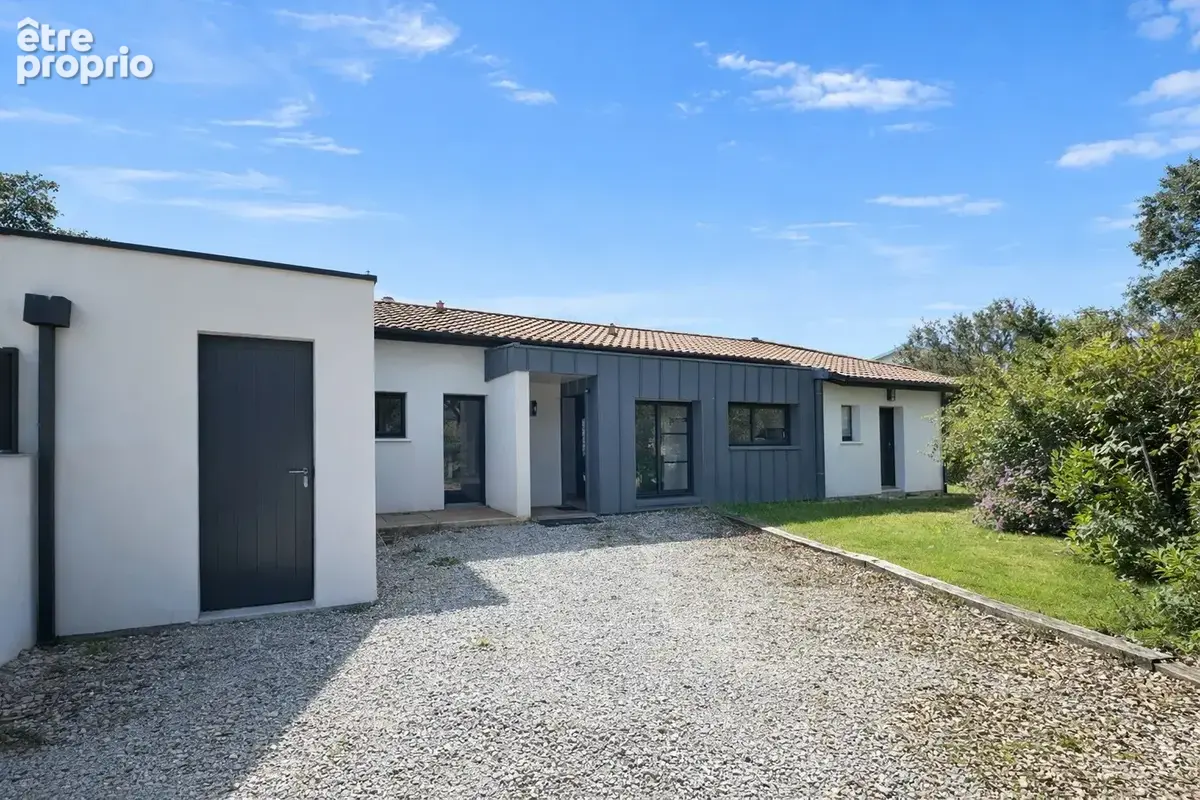 Maison de plain pied de type t6 de 125 m2 sur une parcelle de 630 m2 - photo 3