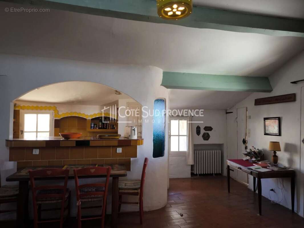 Maison de village vendue meublee a venasque - photo 26