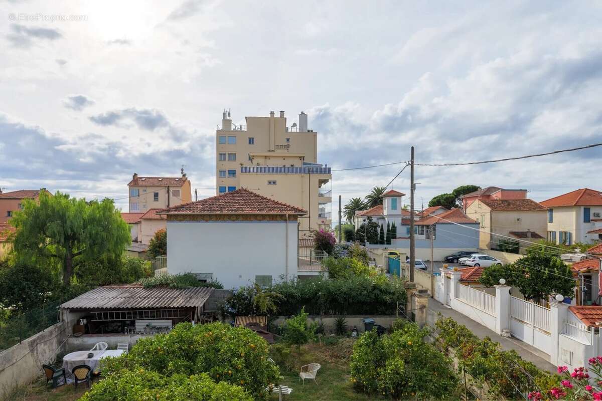 Maison à CAGNES-SUR-MER