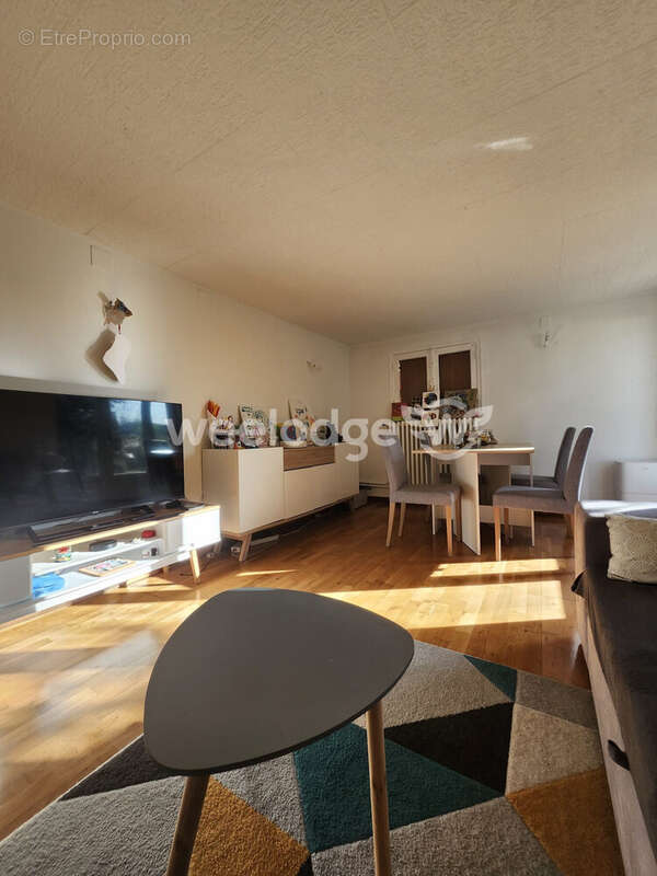 Maison à MONTREJEAU