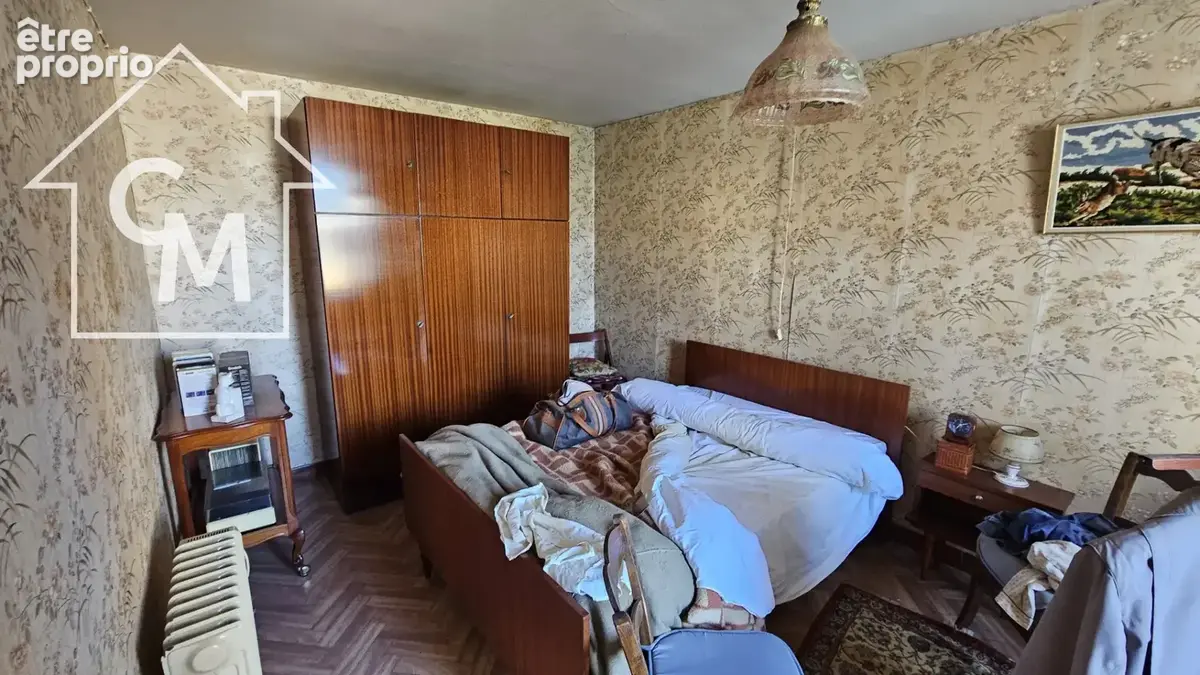 Maison de plain-pied à rénover avec dépendances et terrain de 309 m2 - photo 7
