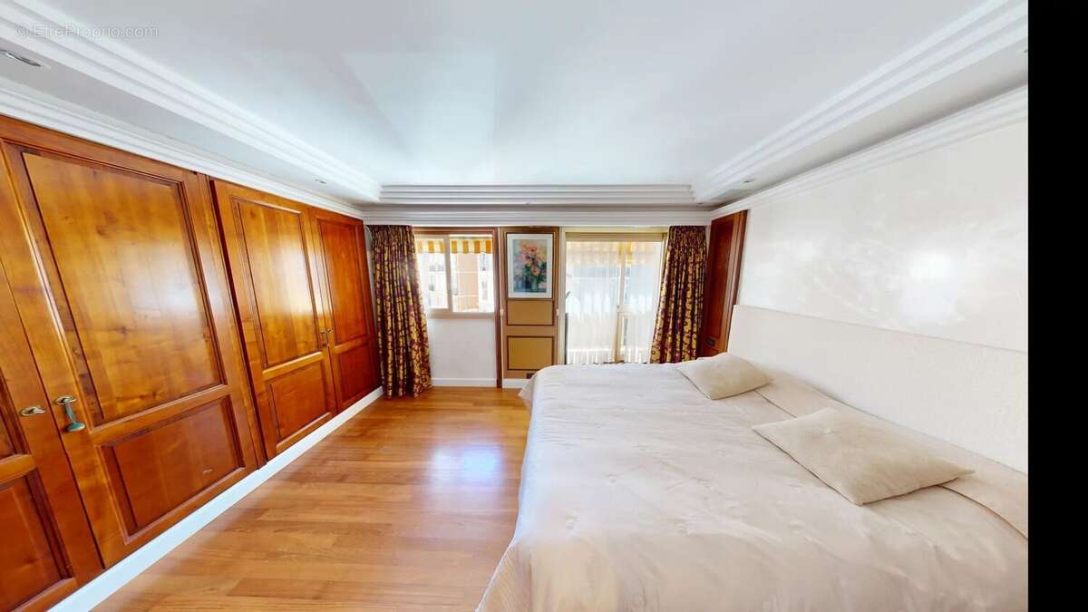 Appartement à BEAUSOLEIL