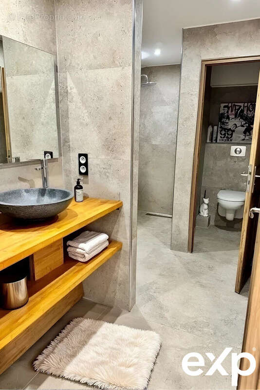 Maison à PLAN-DE-LA-TOUR