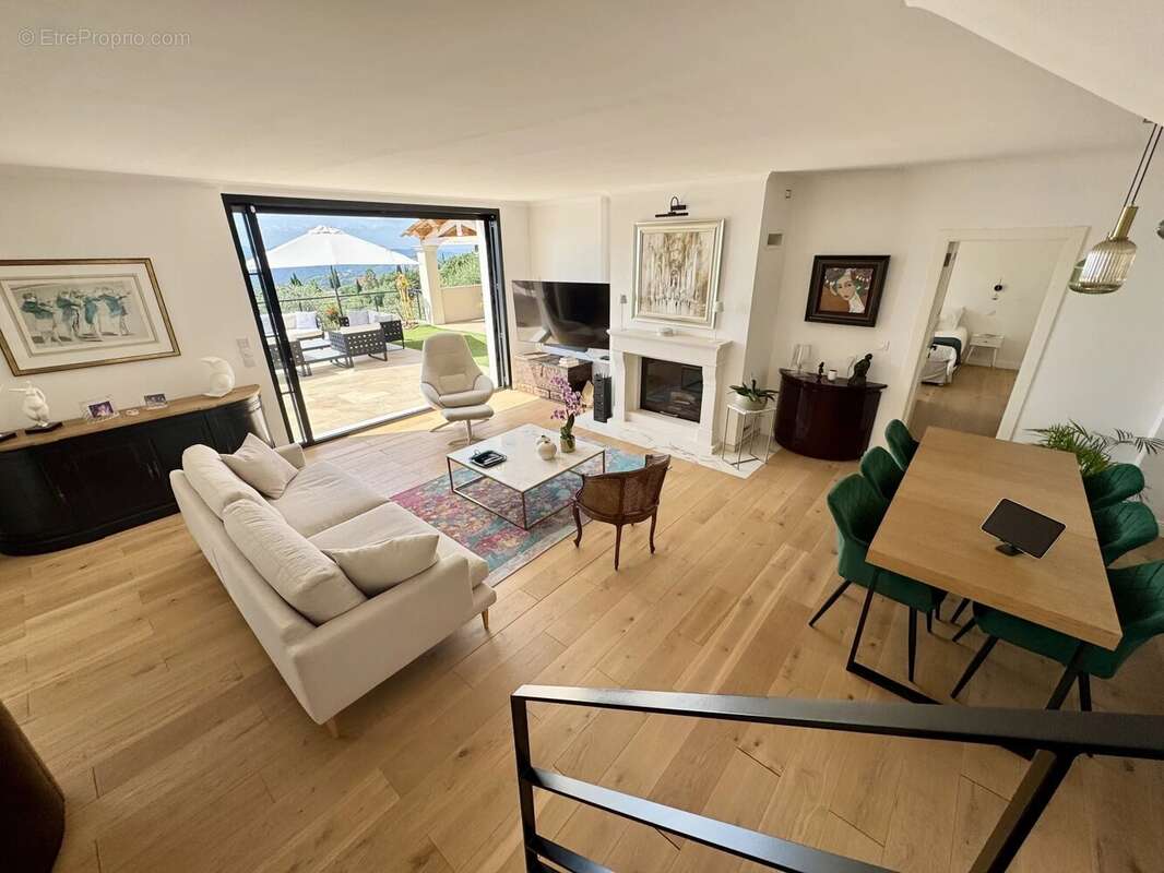Appartement à SPERACEDES