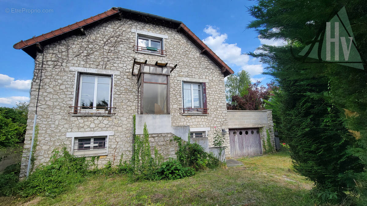 Maison à BRAY-SUR-SEINE