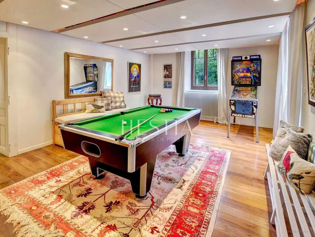 Maison à LE PETIT-BORNAND-LES-GLIERES