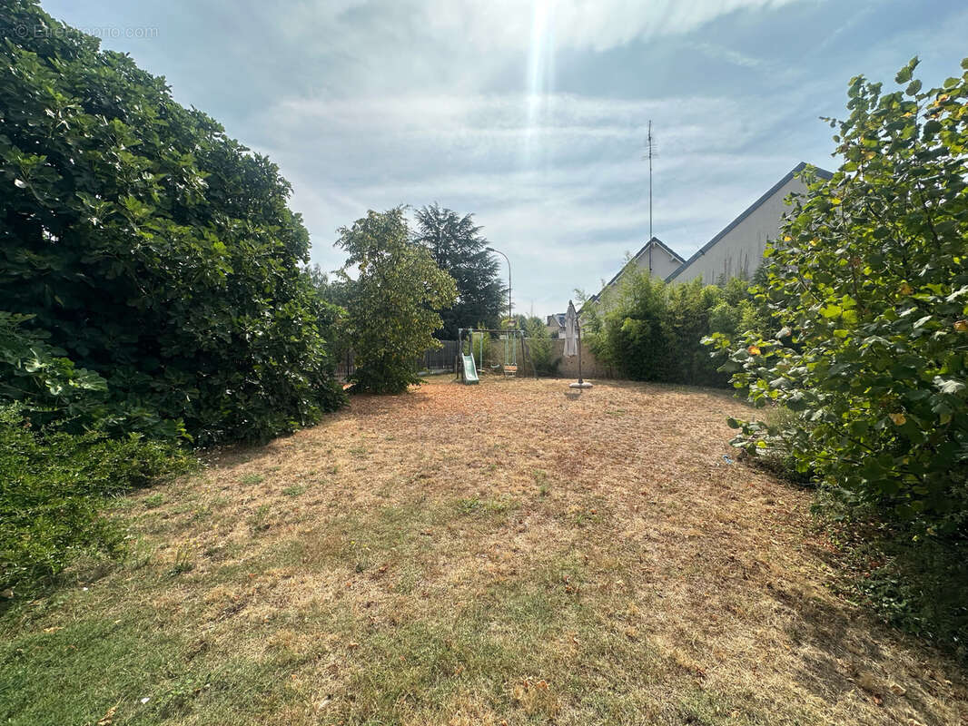 Maison avec fort potentiel à 2 pas du centre ville - photo 12