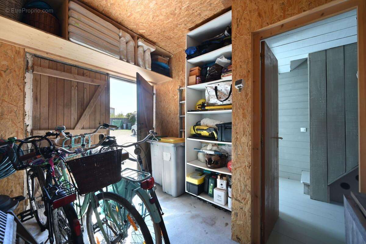 Maison à LES PORTES-EN-RE