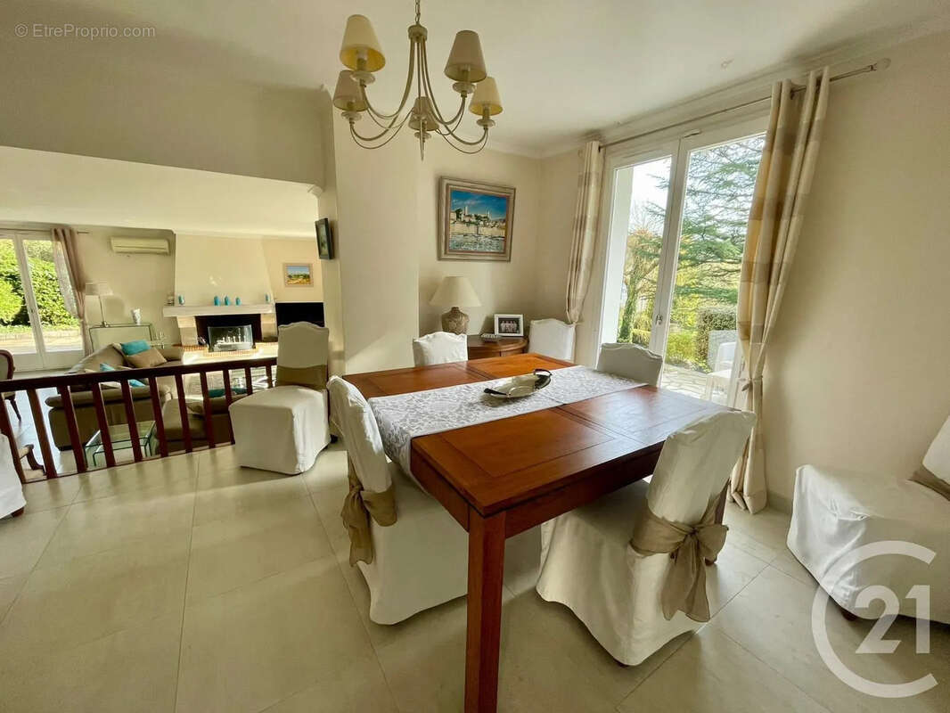 Maison à SAINT-WITZ