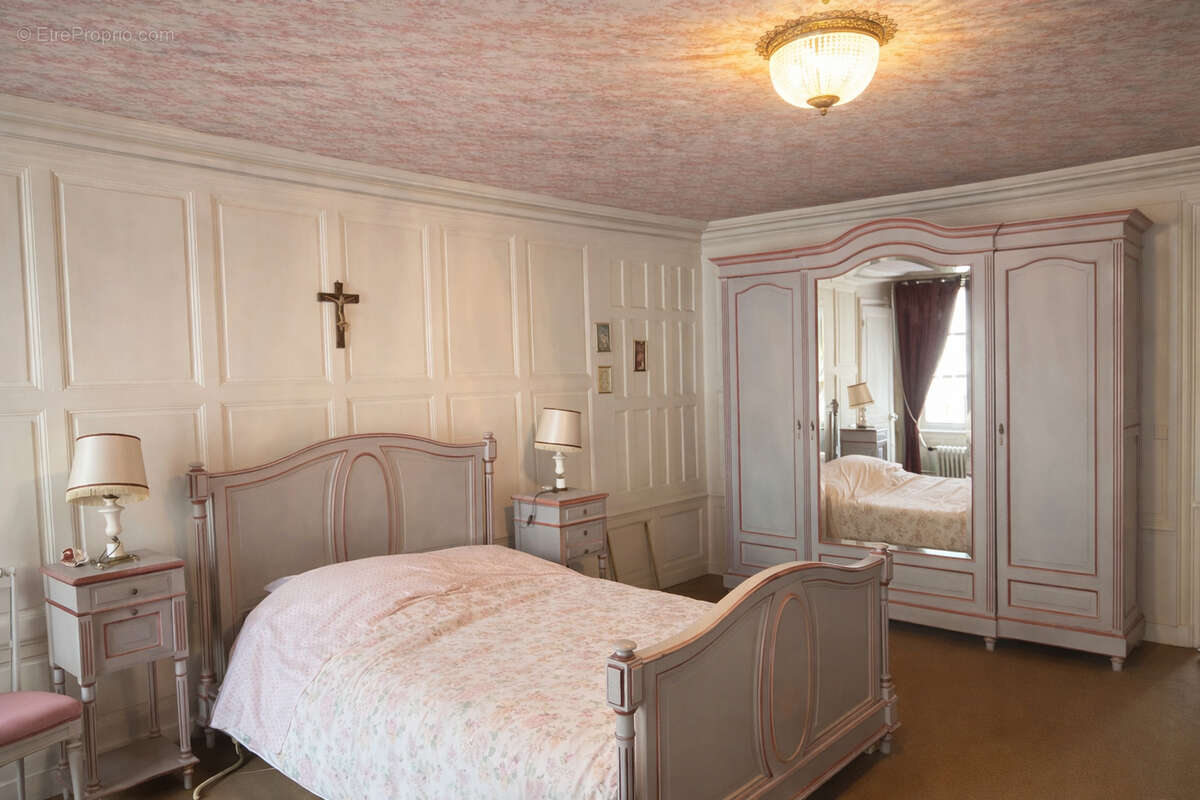 Autre à CREPY-EN-VALOIS