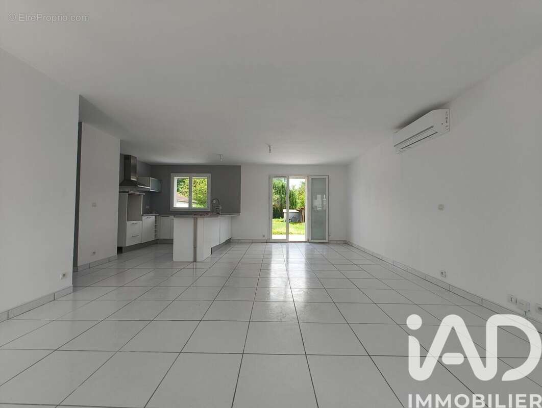 Maison 88 m² à Limons  - photo 7