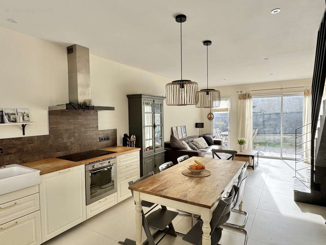Appartement à CRAPONNE