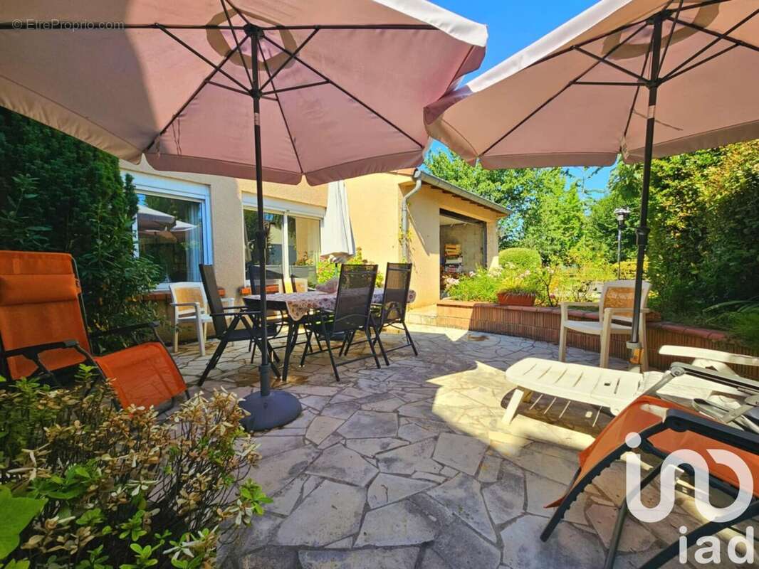 Photo 2 - Maison à SAINT-JUERY