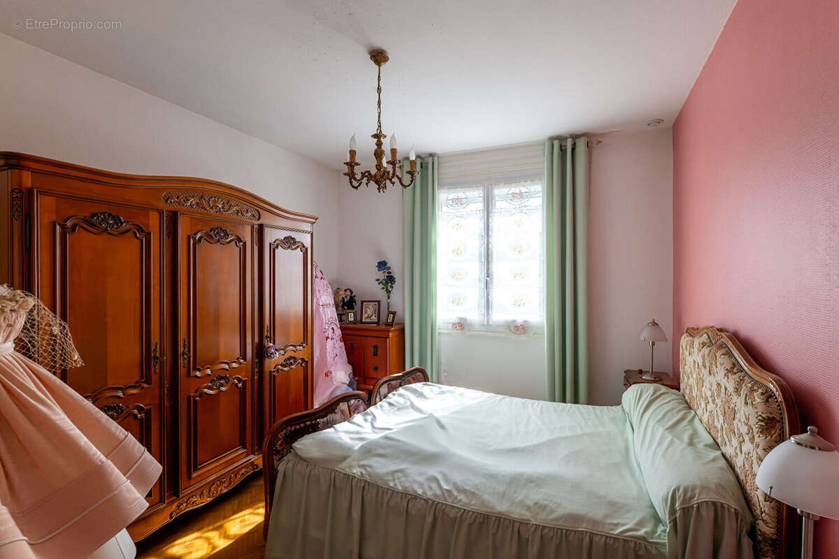 Maison à SAINTE-FLORINE