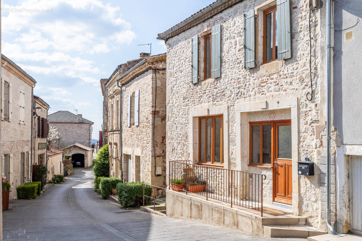 Maison à PENNE-D'AGENAIS