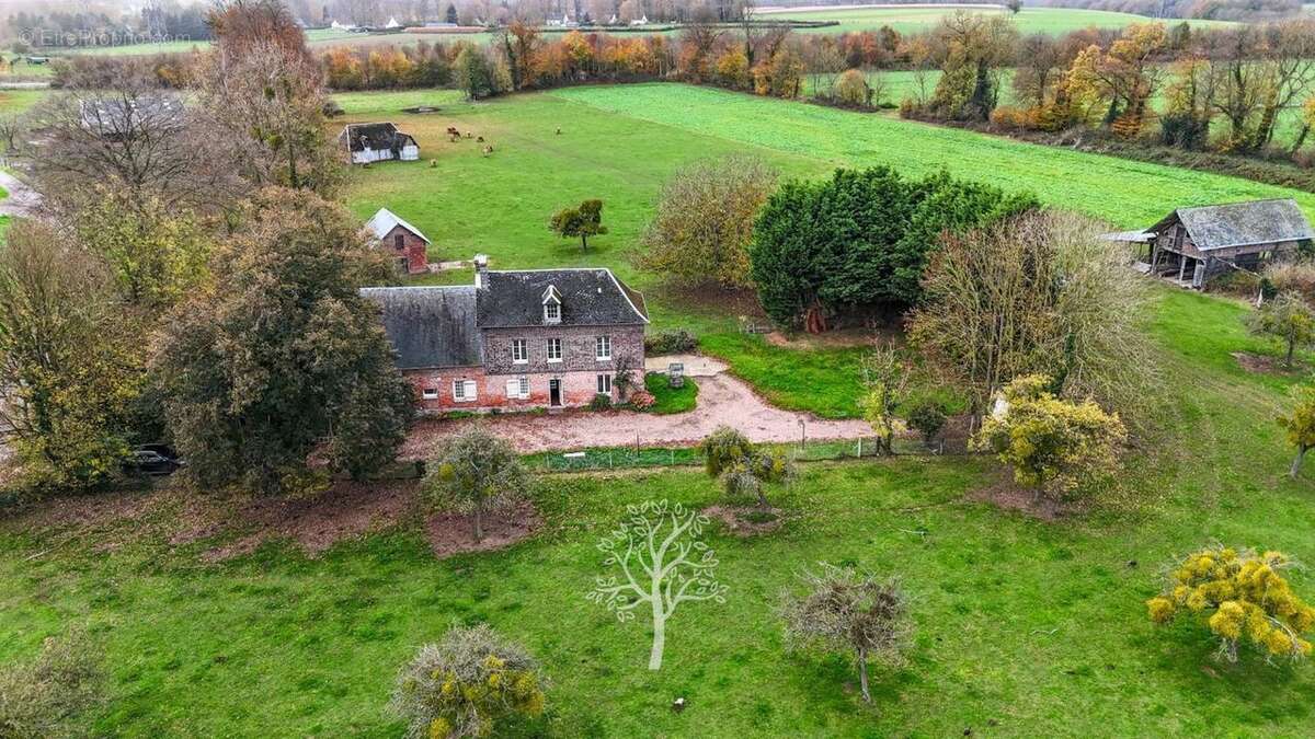 Maison à FRESQUIENNES