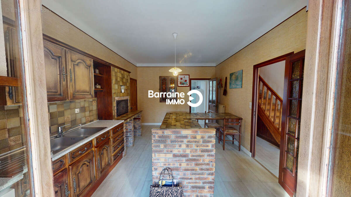 A vendre brest saint-pierre cavale blanche maison de maitre 188m² t8 5 chambres garage veranda - photo 7