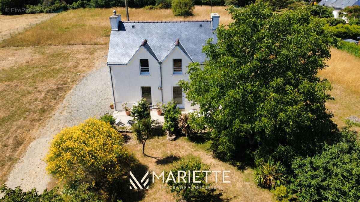 Maison à NEVEZ