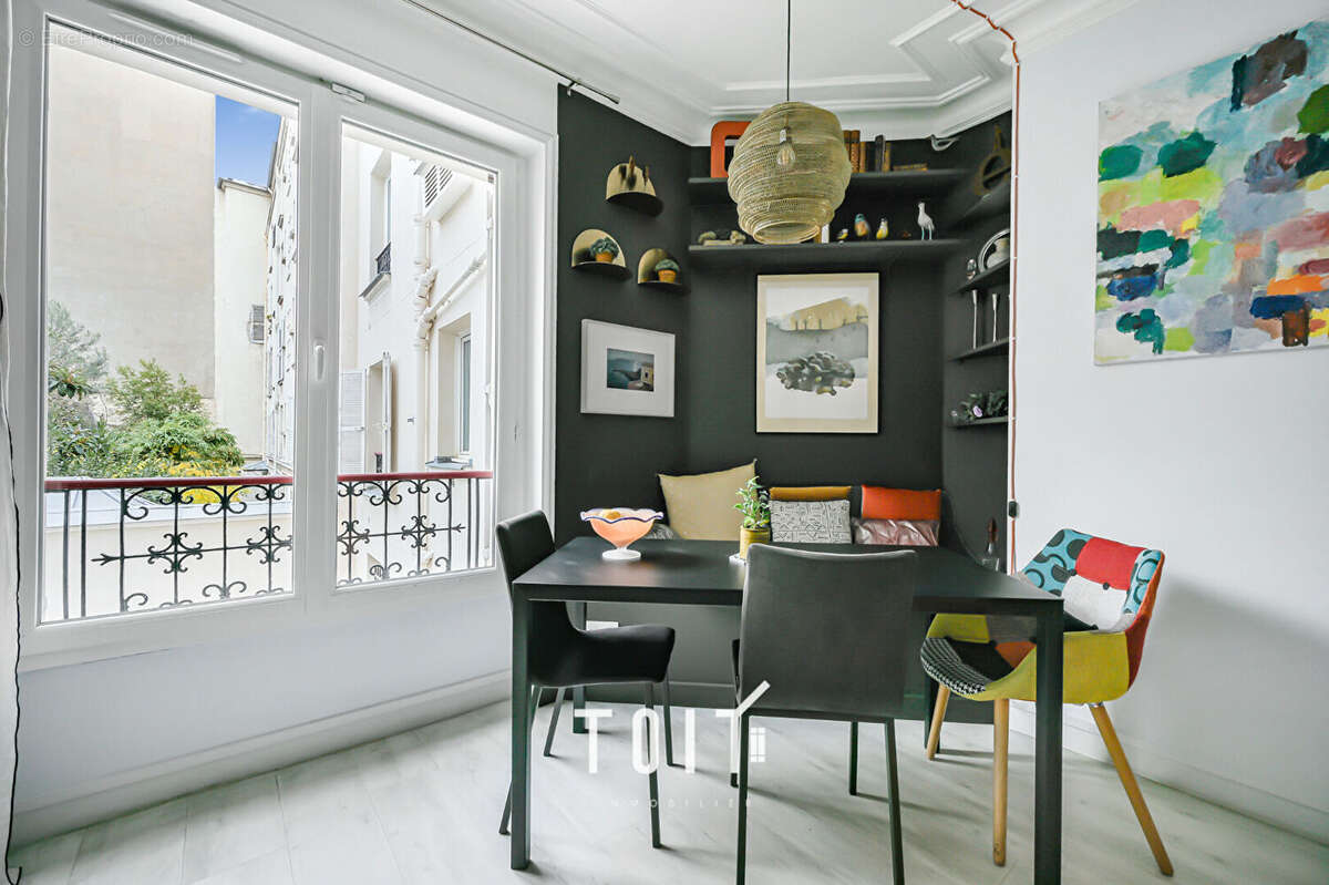 Appartement à PARIS-14E