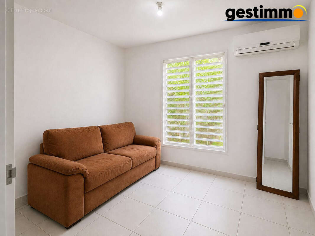 Appartement 81 m² à Remire-Montjoly  - photo 6