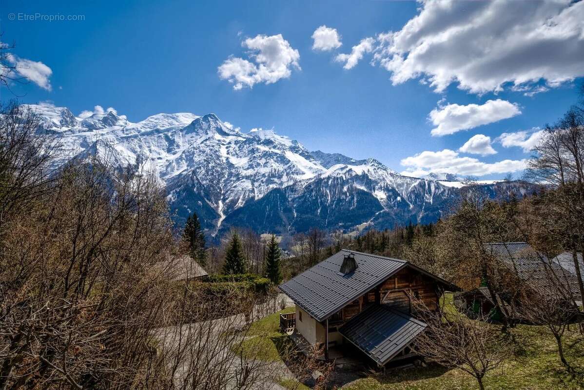 Maison à LES HOUCHES
